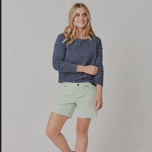 Carve Designs  Oahu 6" Short: Frost. NWOT